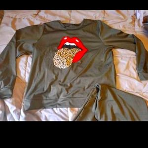 Pant & top navy green set